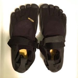 Vibram FiveFingers Women’s KSO - Black